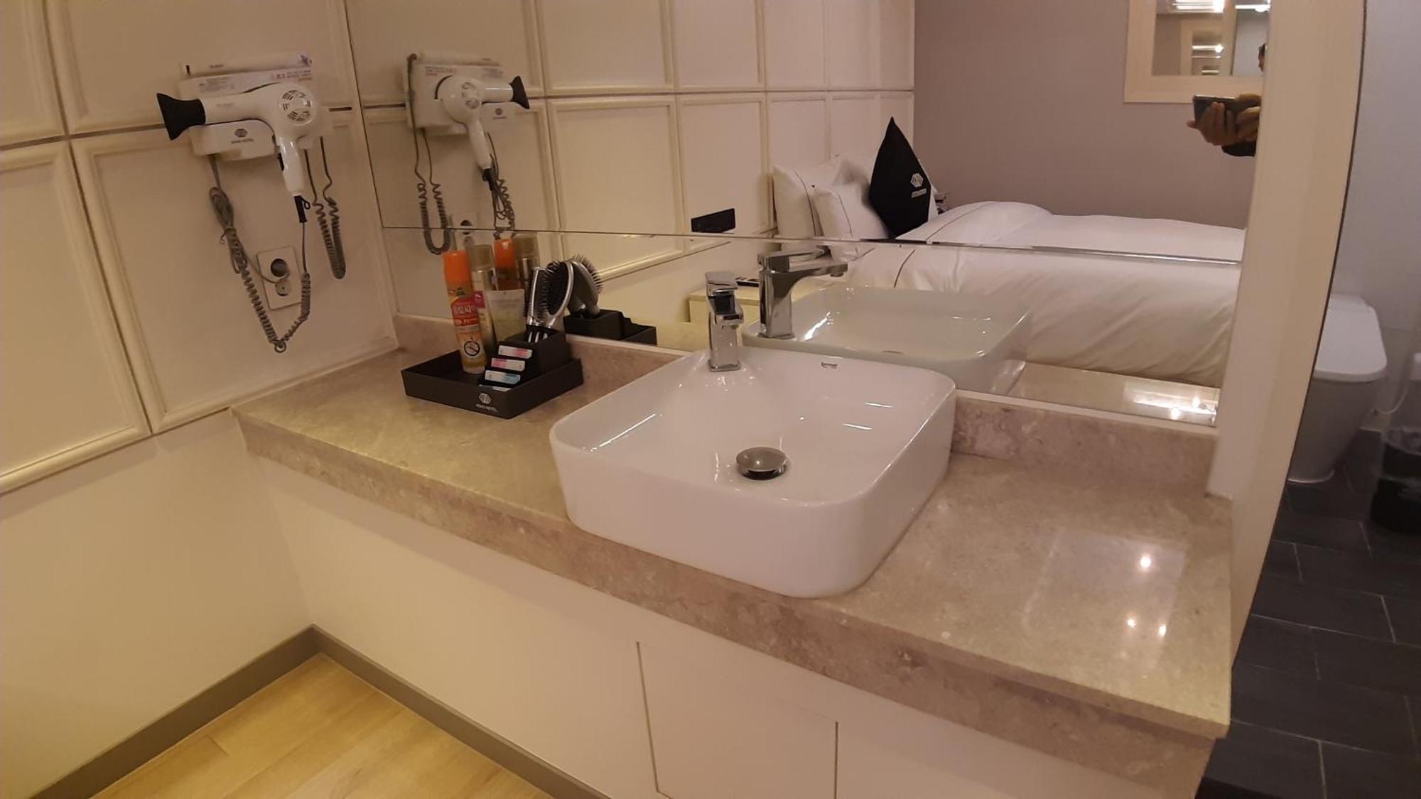 Vovo Hotel Seosan Экстерьер фото