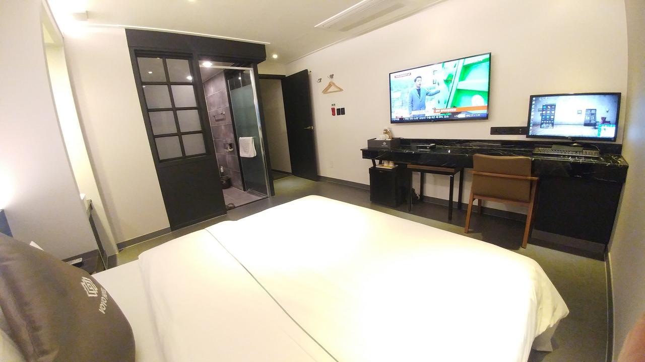 Vovo Hotel Seosan Экстерьер фото