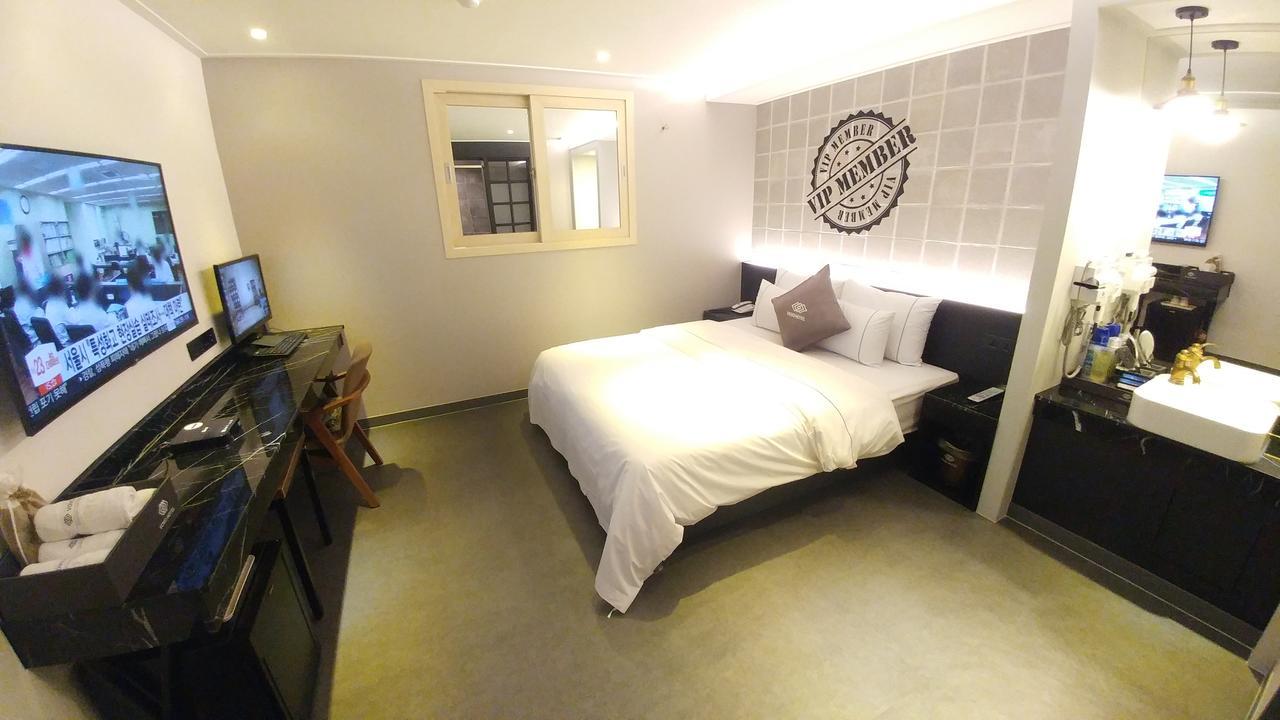 Vovo Hotel Seosan Экстерьер фото